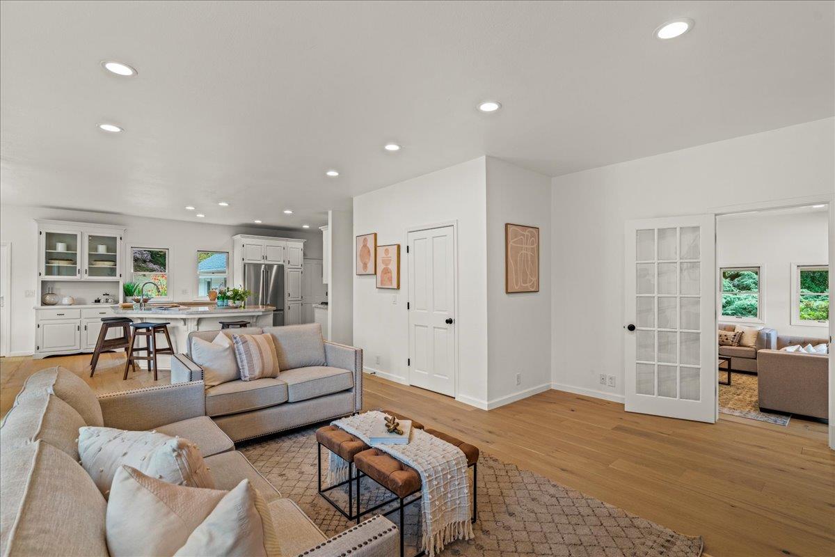 Detail Gallery Image 17 of 52 For 255 Cresci Rd, Los Gatos,  CA 95033 - 4 Beds | 3 Baths
