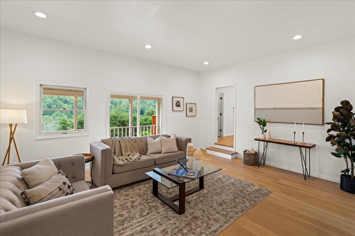 Detail Gallery Image 8 of 52 For 255 Cresci Rd, Los Gatos,  CA 95033 - 4 Beds | 3 Baths