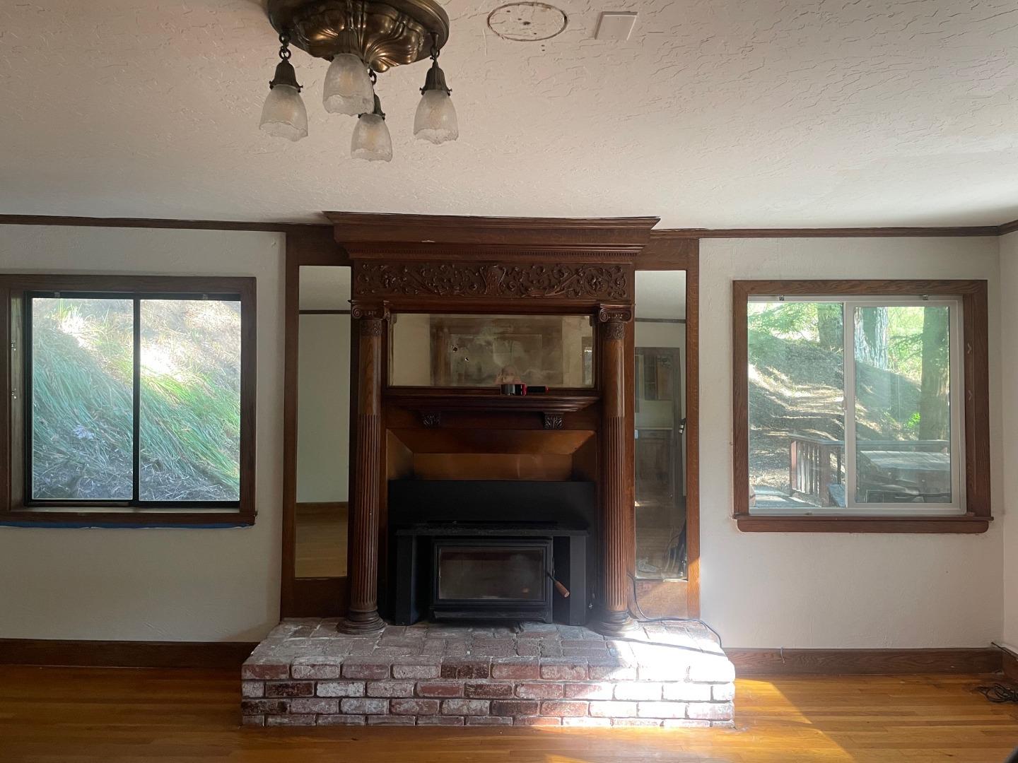 Detail Gallery Image 9 of 41 For 188 Park St, Boulder Creek,  CA 95006 - 3 Beds | 2/1 Baths