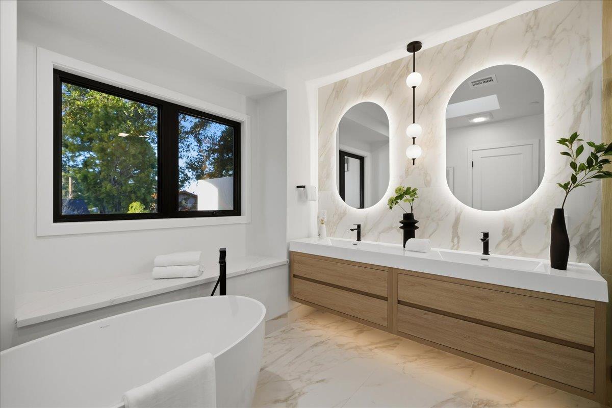 Detail Gallery Image 103 of 126 For 852 La Para Ave, Palo Alto,  CA 94306 - 4 Beds | 4 Baths