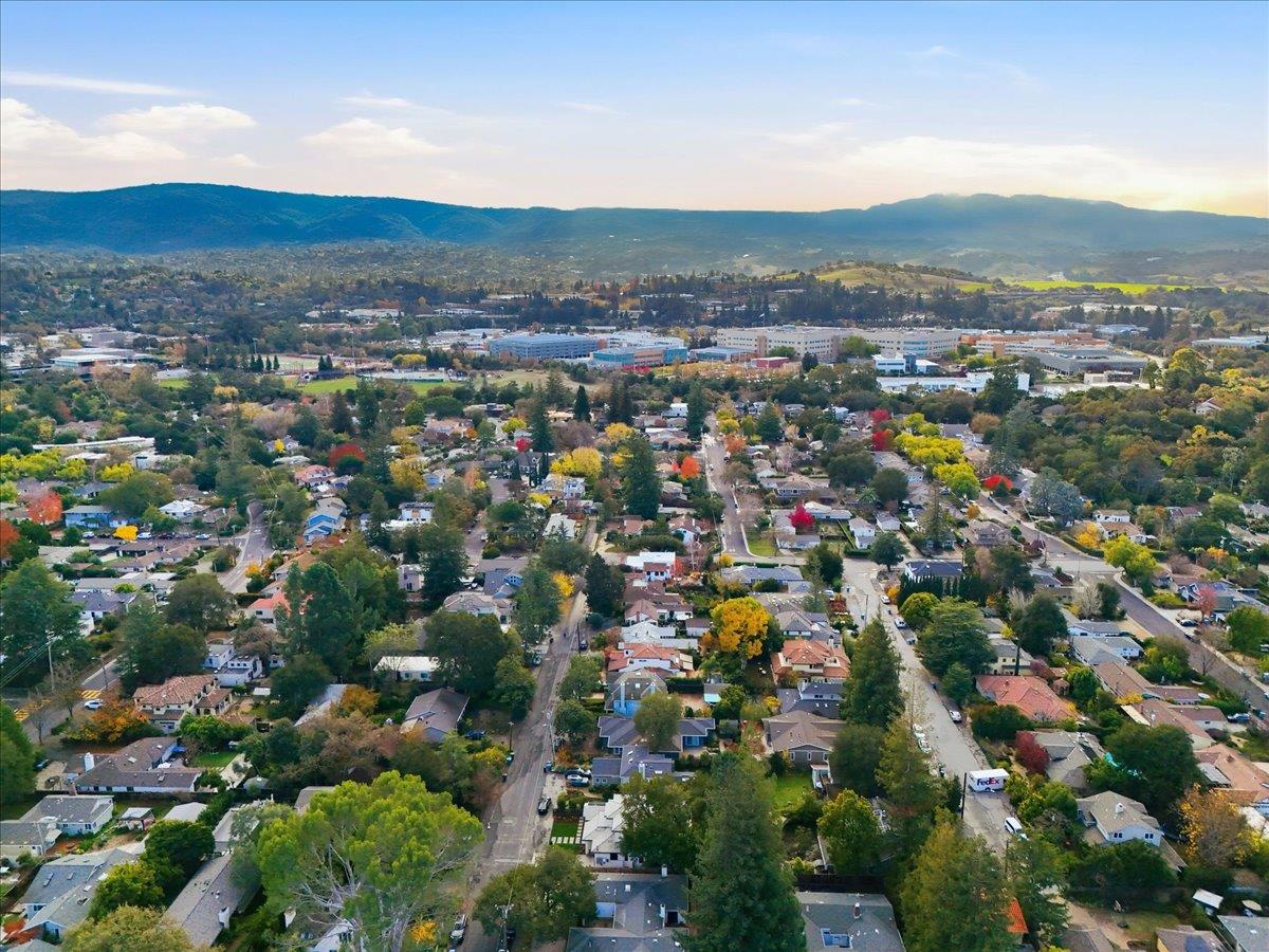 Detail Gallery Image 116 of 126 For 852 La Para Ave, Palo Alto,  CA 94306 - 4 Beds | 4 Baths