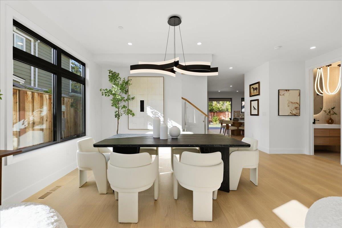 Detail Gallery Image 16 of 126 For 852 La Para Ave, Palo Alto,  CA 94306 - 4 Beds | 4 Baths