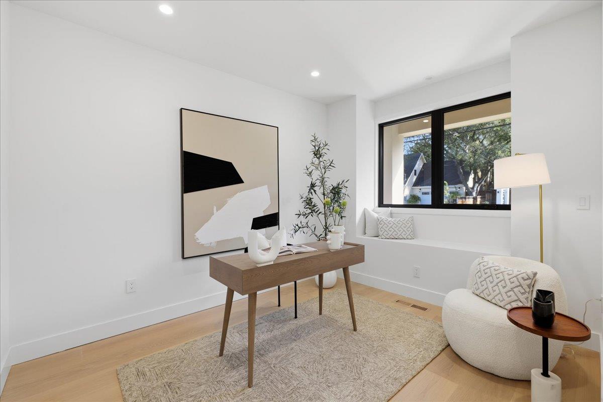 Detail Gallery Image 19 of 126 For 852 La Para Ave, Palo Alto,  CA 94306 - 4 Beds | 4 Baths