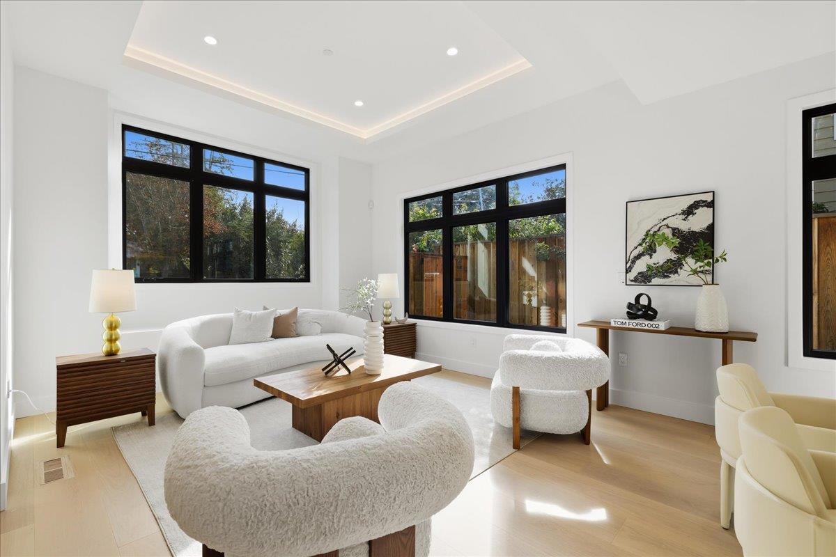 Detail Gallery Image 2 of 126 For 852 La Para Ave, Palo Alto,  CA 94306 - 4 Beds | 4 Baths