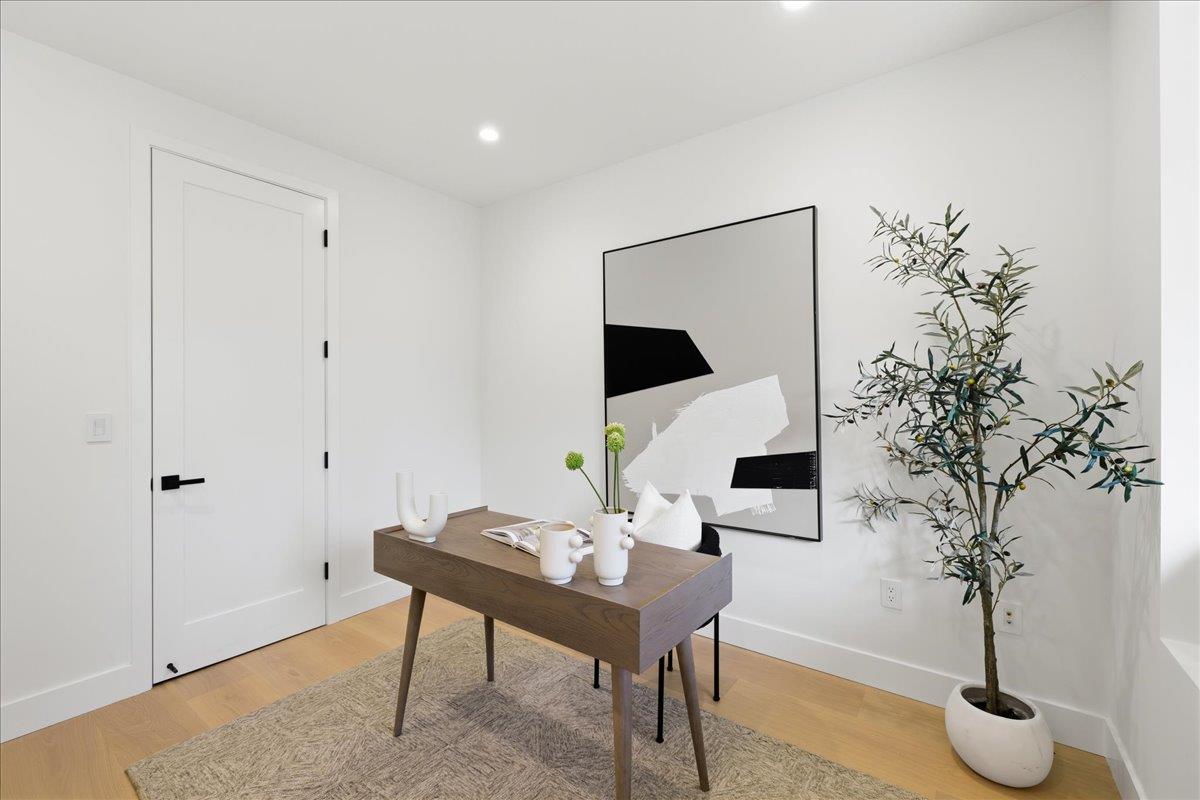 Detail Gallery Image 21 of 126 For 852 La Para Ave, Palo Alto,  CA 94306 - 4 Beds | 4 Baths