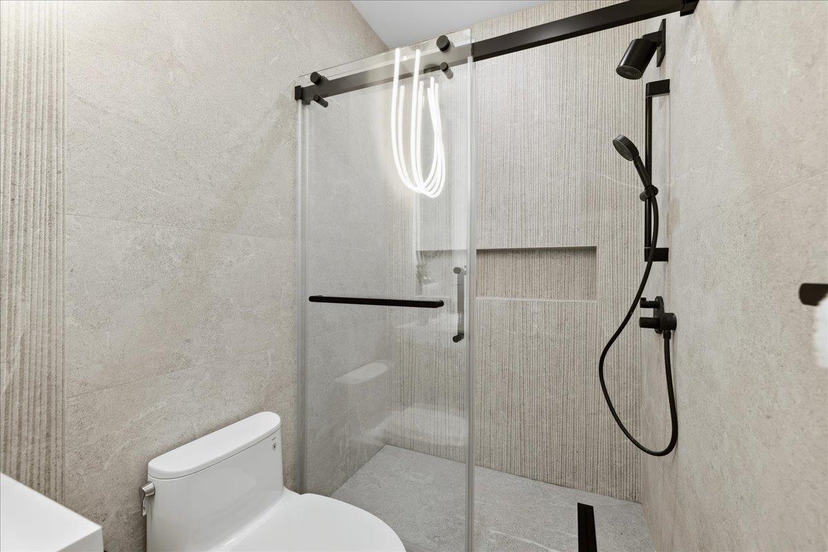 Detail Gallery Image 25 of 126 For 852 La Para Ave, Palo Alto,  CA 94306 - 4 Beds | 4 Baths