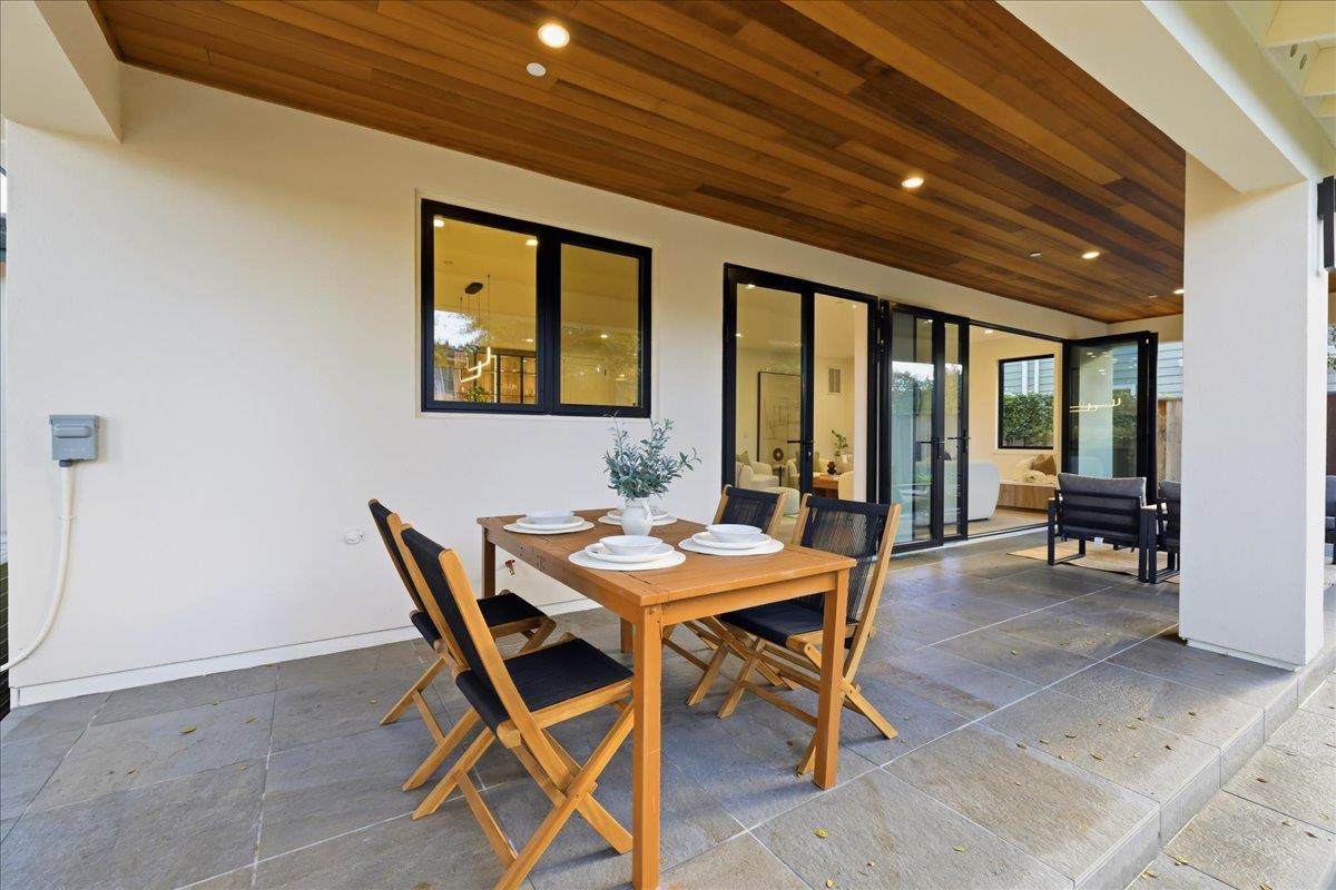 Detail Gallery Image 33 of 126 For 852 La Para Ave, Palo Alto,  CA 94306 - 4 Beds | 4 Baths