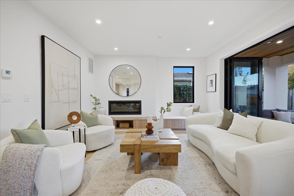 Detail Gallery Image 44 of 126 For 852 La Para Ave, Palo Alto,  CA 94306 - 4 Beds | 4 Baths