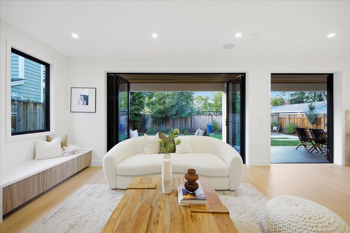 Detail Gallery Image 45 of 126 For 852 La Para Ave, Palo Alto,  CA 94306 - 4 Beds | 4 Baths