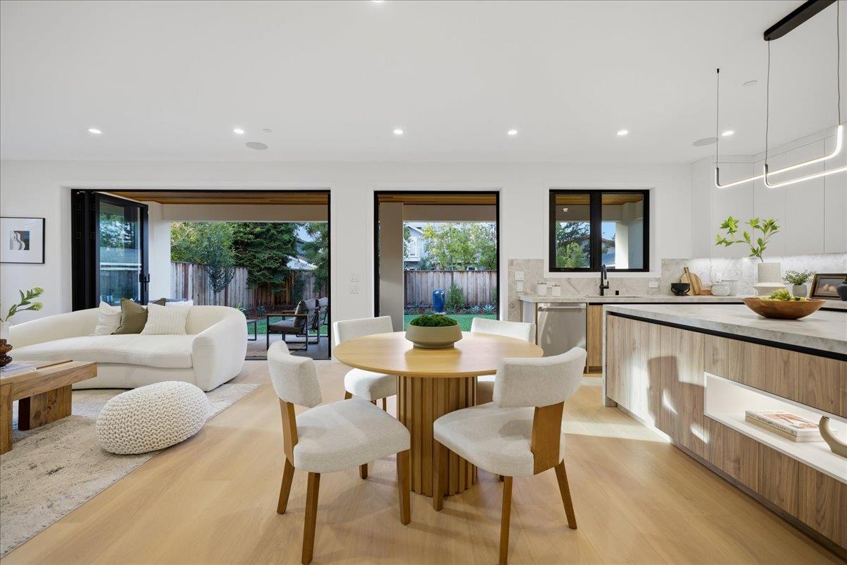 Detail Gallery Image 50 of 126 For 852 La Para Ave, Palo Alto,  CA 94306 - 4 Beds | 4 Baths