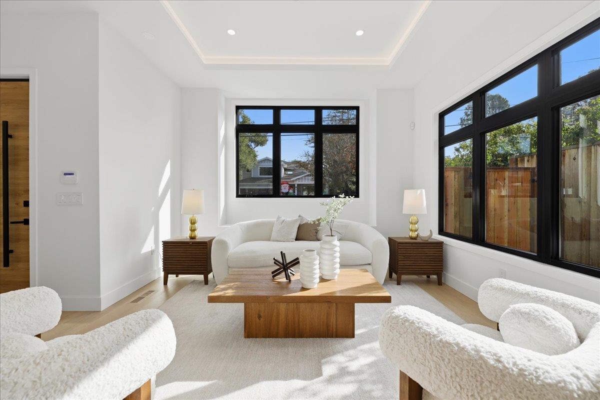 Detail Gallery Image 7 of 126 For 852 La Para Ave, Palo Alto,  CA 94306 - 4 Beds | 4 Baths