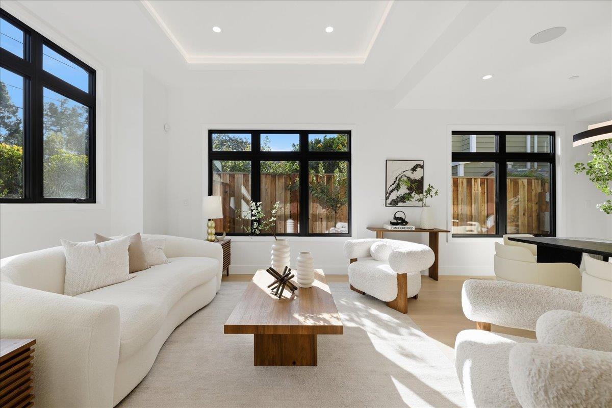 Detail Gallery Image 8 of 126 For 852 La Para Ave, Palo Alto,  CA 94306 - 4 Beds | 4 Baths