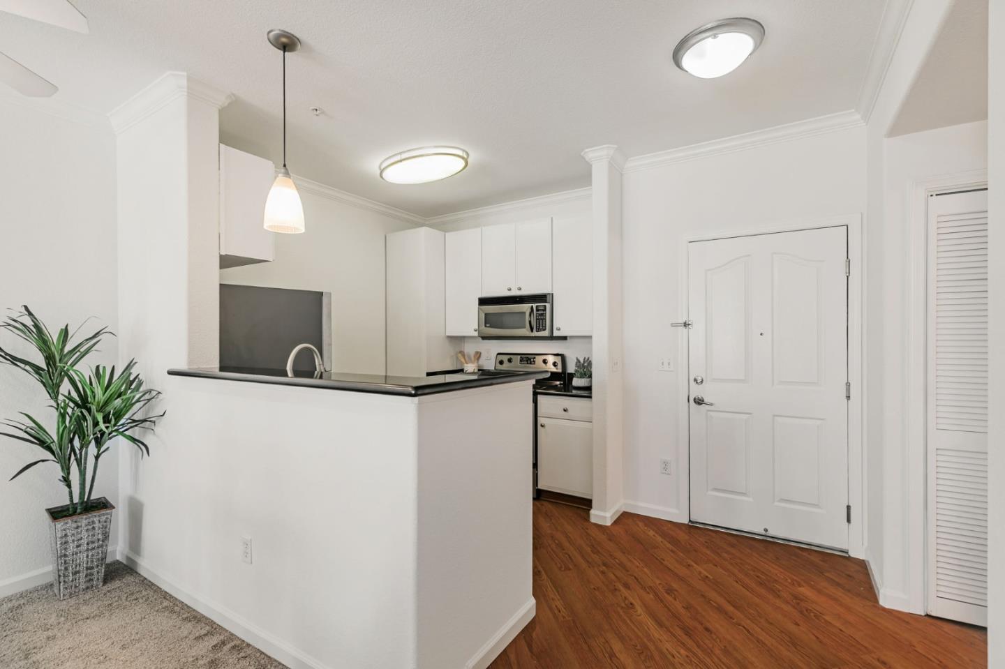 Detail Gallery Image 16 of 40 For 801 S Winchester Blvd #2401,  San Jose,  CA 95128 - 1 Beds | 1 Baths