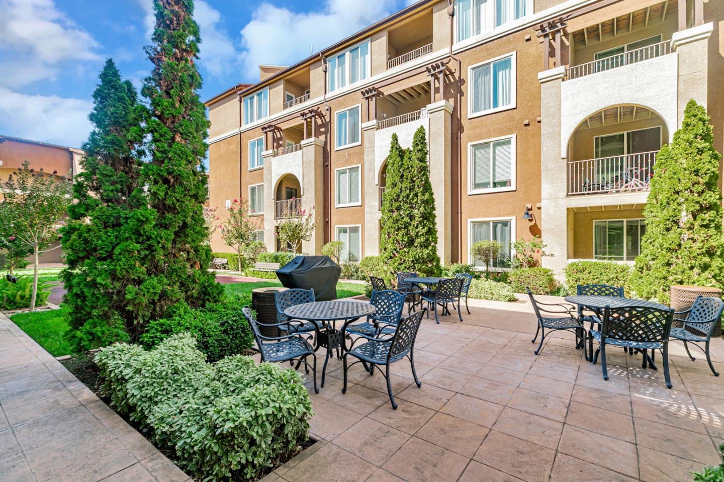 Detail Gallery Image 25 of 40 For 801 S Winchester Blvd #2401,  San Jose,  CA 95128 - 1 Beds | 1 Baths