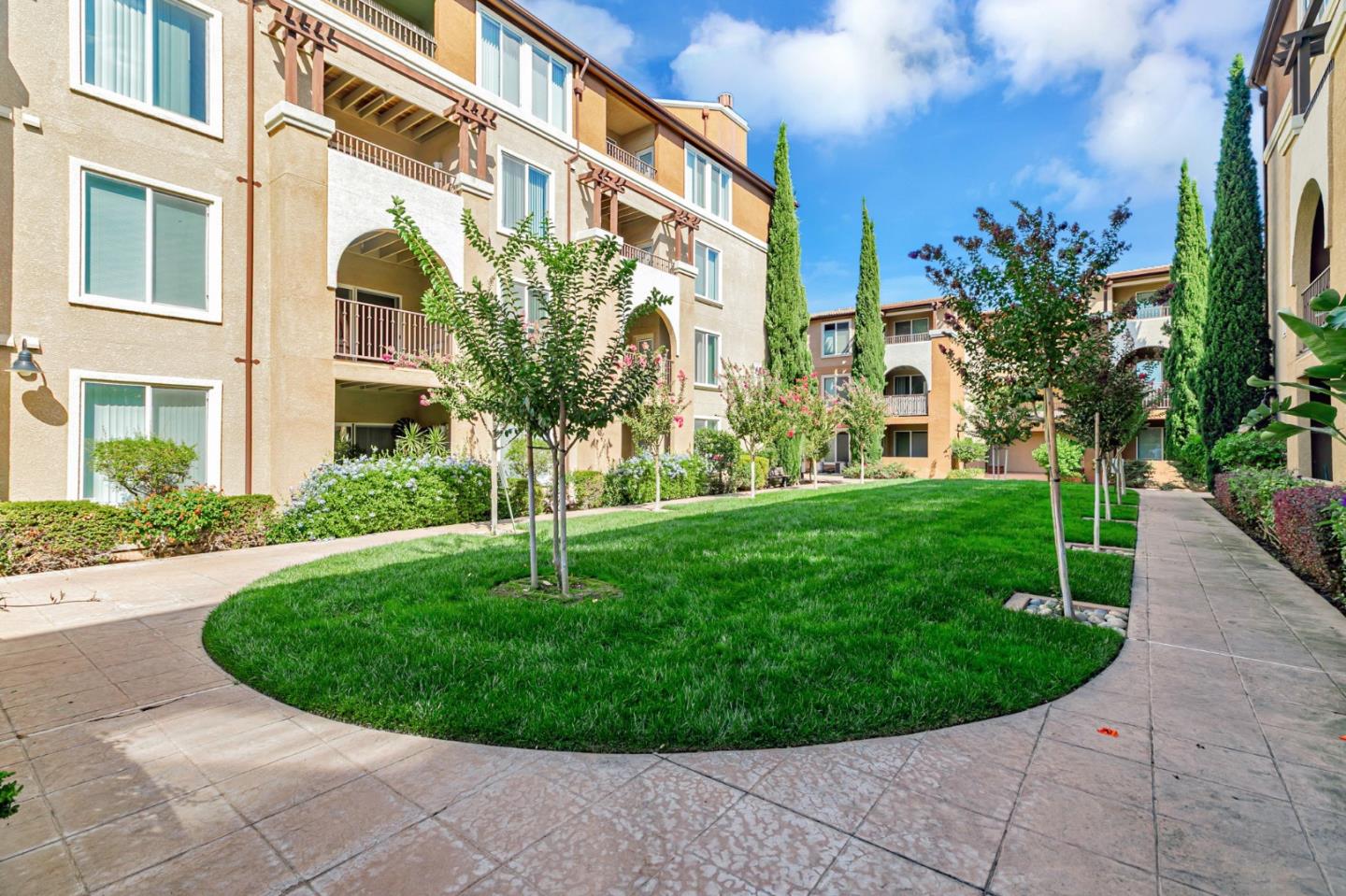 Detail Gallery Image 29 of 40 For 801 S Winchester Blvd #2401,  San Jose,  CA 95128 - 1 Beds | 1 Baths