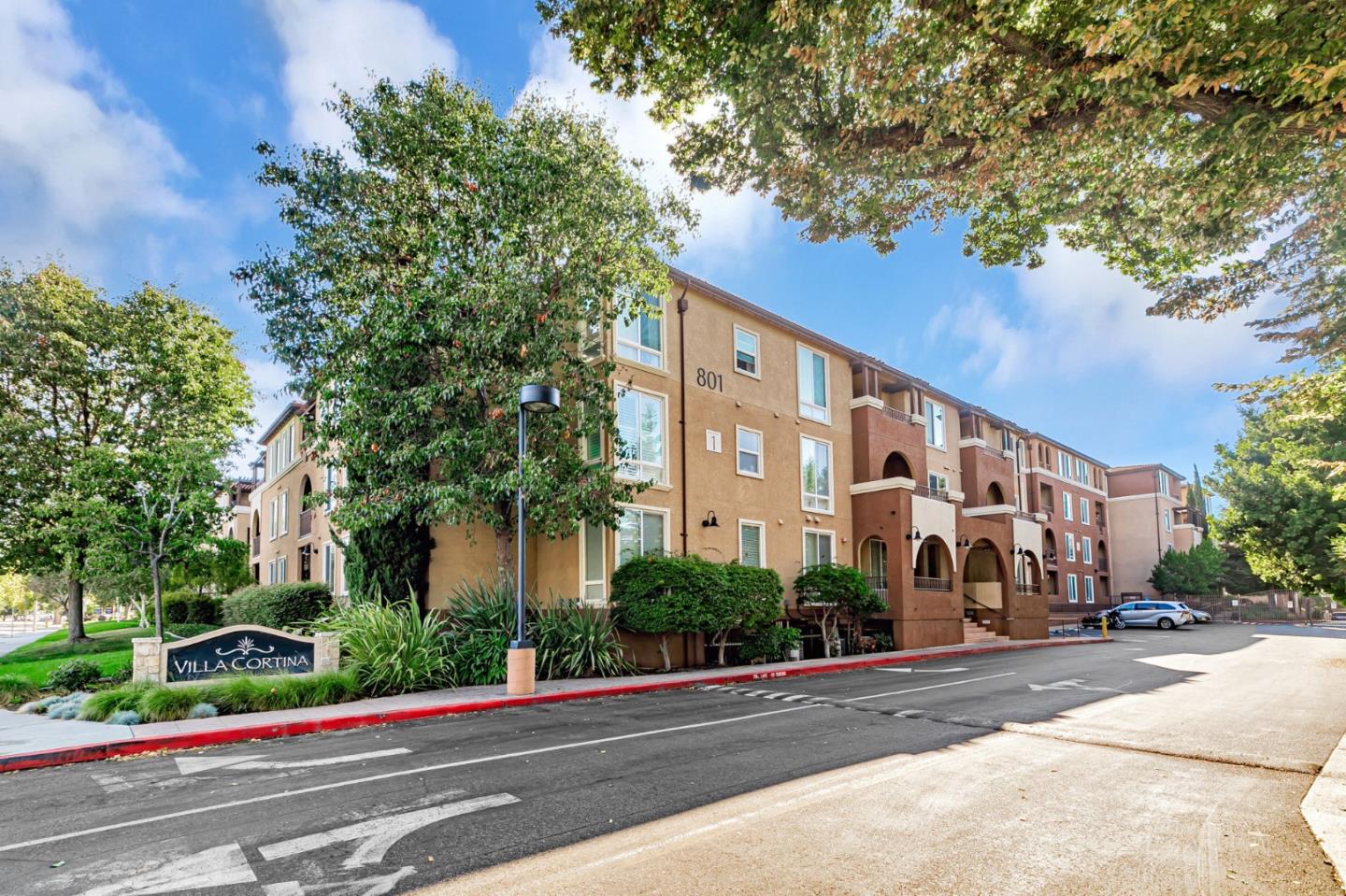 Detail Gallery Image 37 of 40 For 801 S Winchester Blvd #2401,  San Jose,  CA 95128 - 1 Beds | 1 Baths