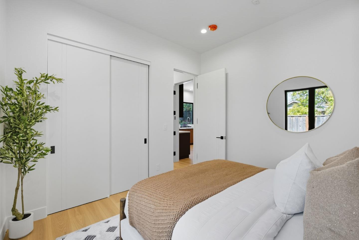 Detail Gallery Image 30 of 69 For 955 Monte Rosa Dr, Menlo Park,  CA 94025 - 6 Beds | 6/1 Baths