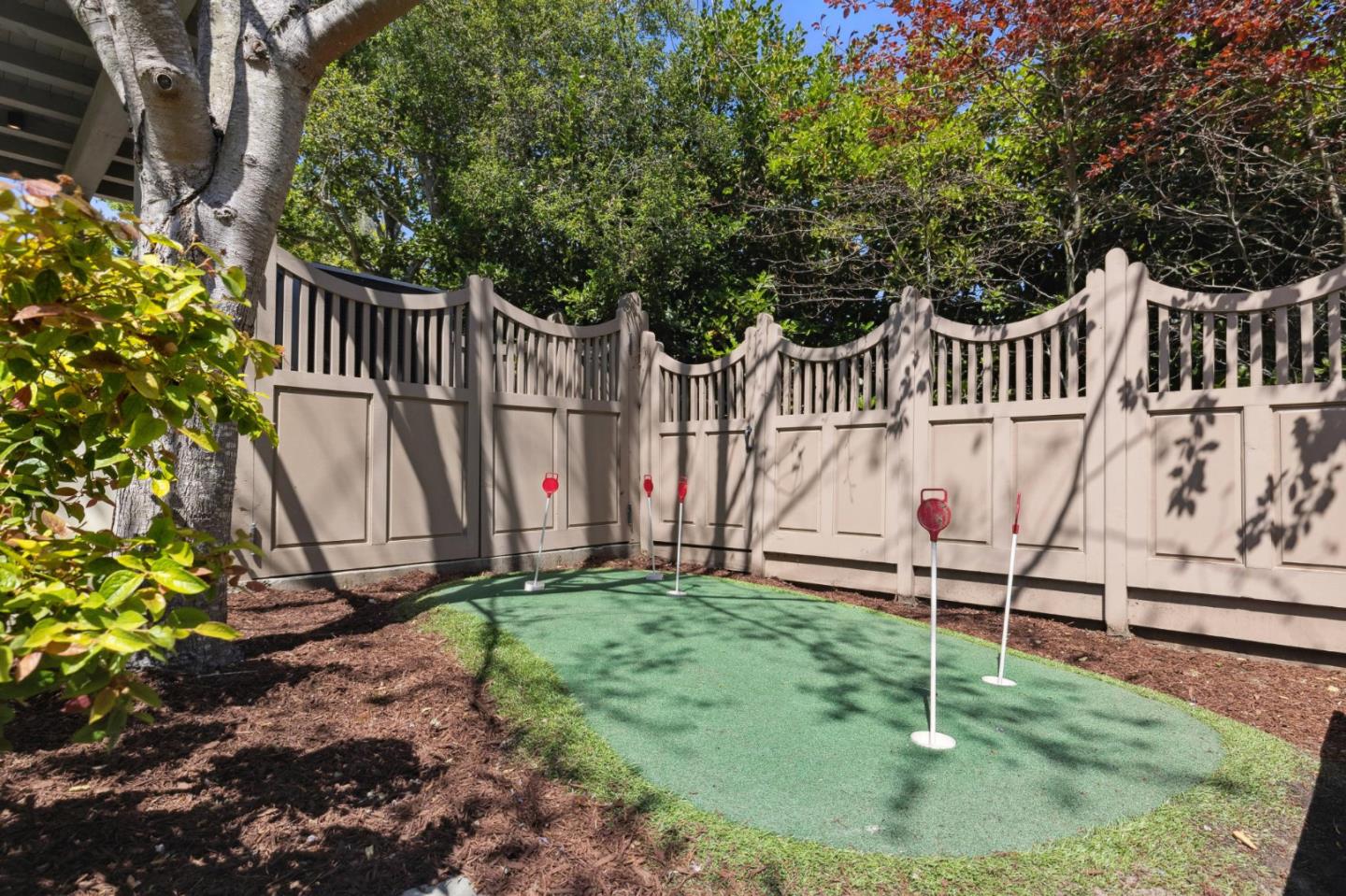Detail Gallery Image 104 of 153 For 125 Stonepine Rd, Hillsborough,  CA 94010 - 5 Beds | 5/1 Baths