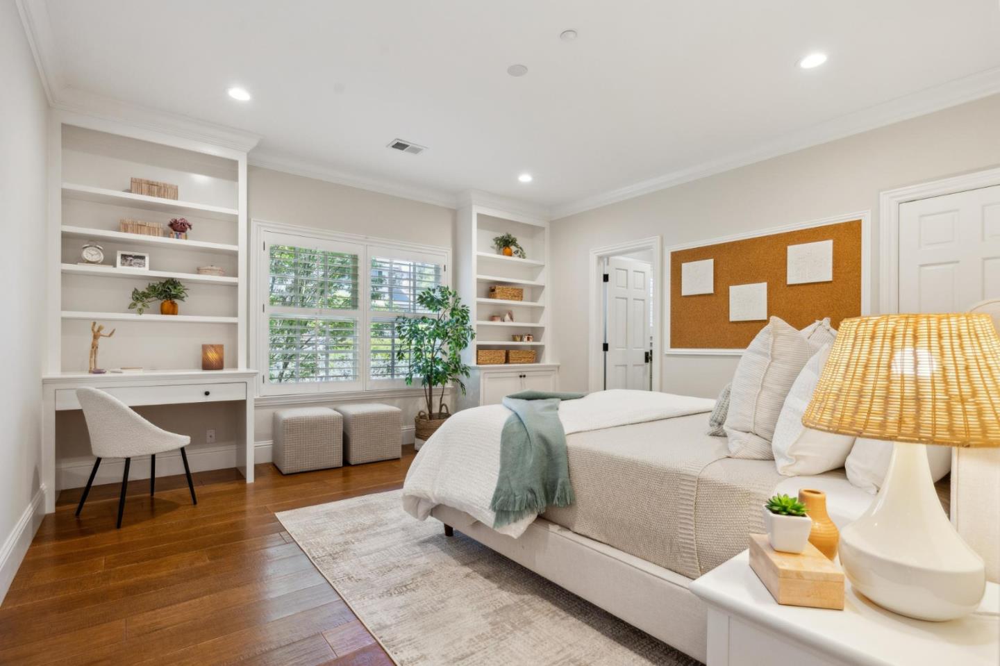 Detail Gallery Image 130 of 153 For 125 Stonepine Rd, Hillsborough,  CA 94010 - 5 Beds | 5/1 Baths