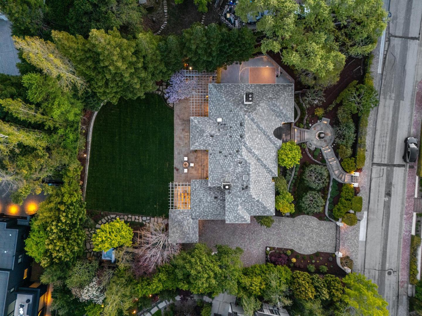 Detail Gallery Image 15 of 153 For 125 Stonepine Rd, Hillsborough,  CA 94010 - 5 Beds | 5/1 Baths