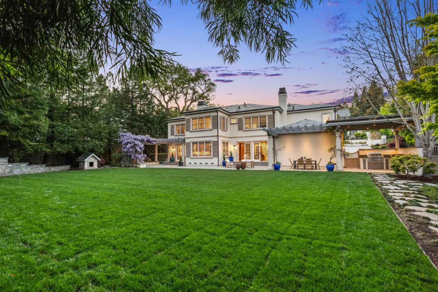 Detail Gallery Image 150 of 153 For 125 Stonepine Rd, Hillsborough,  CA 94010 - 5 Beds | 5/1 Baths