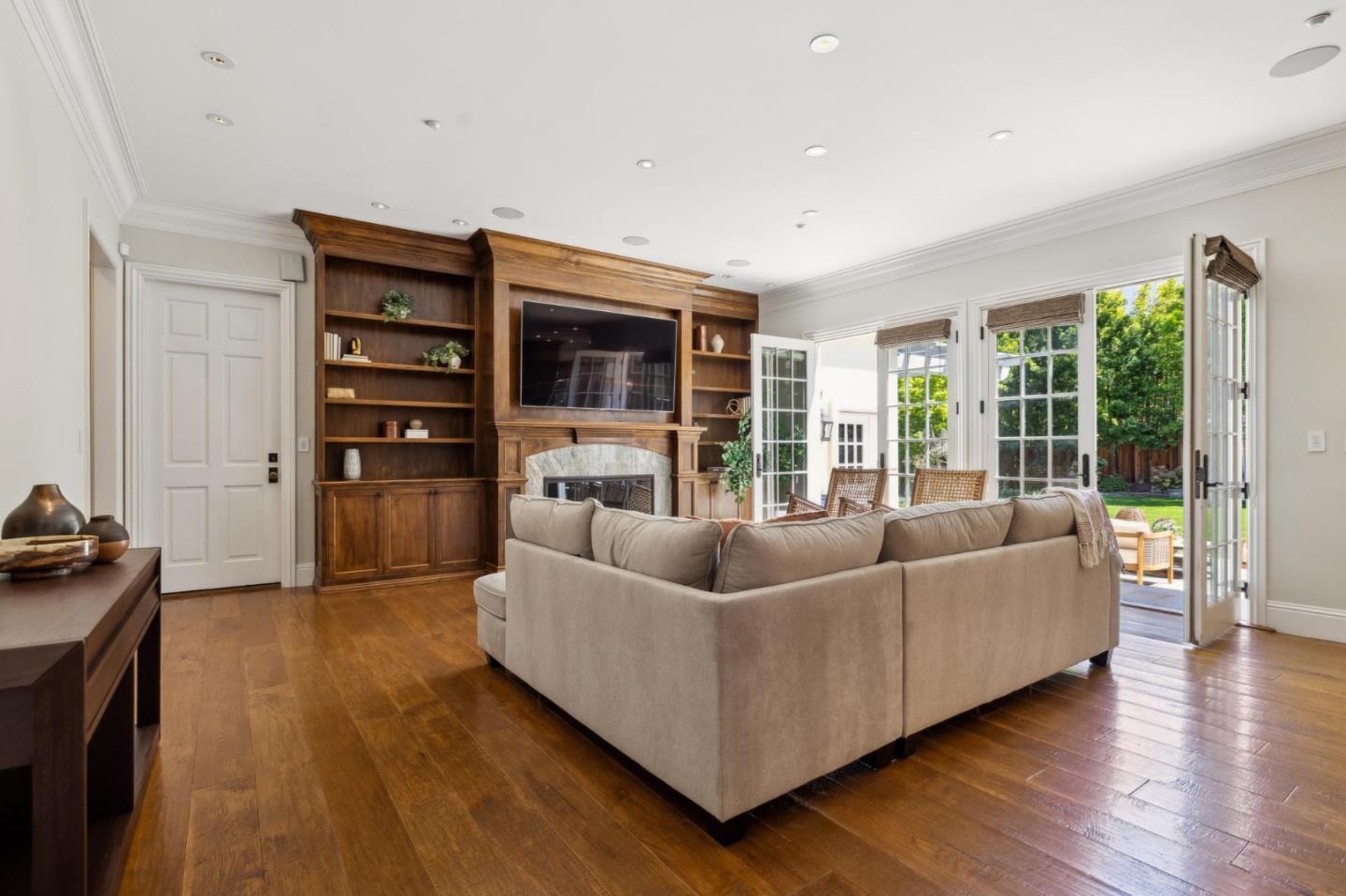 Detail Gallery Image 47 of 153 For 125 Stonepine Rd, Hillsborough,  CA 94010 - 5 Beds | 5/1 Baths