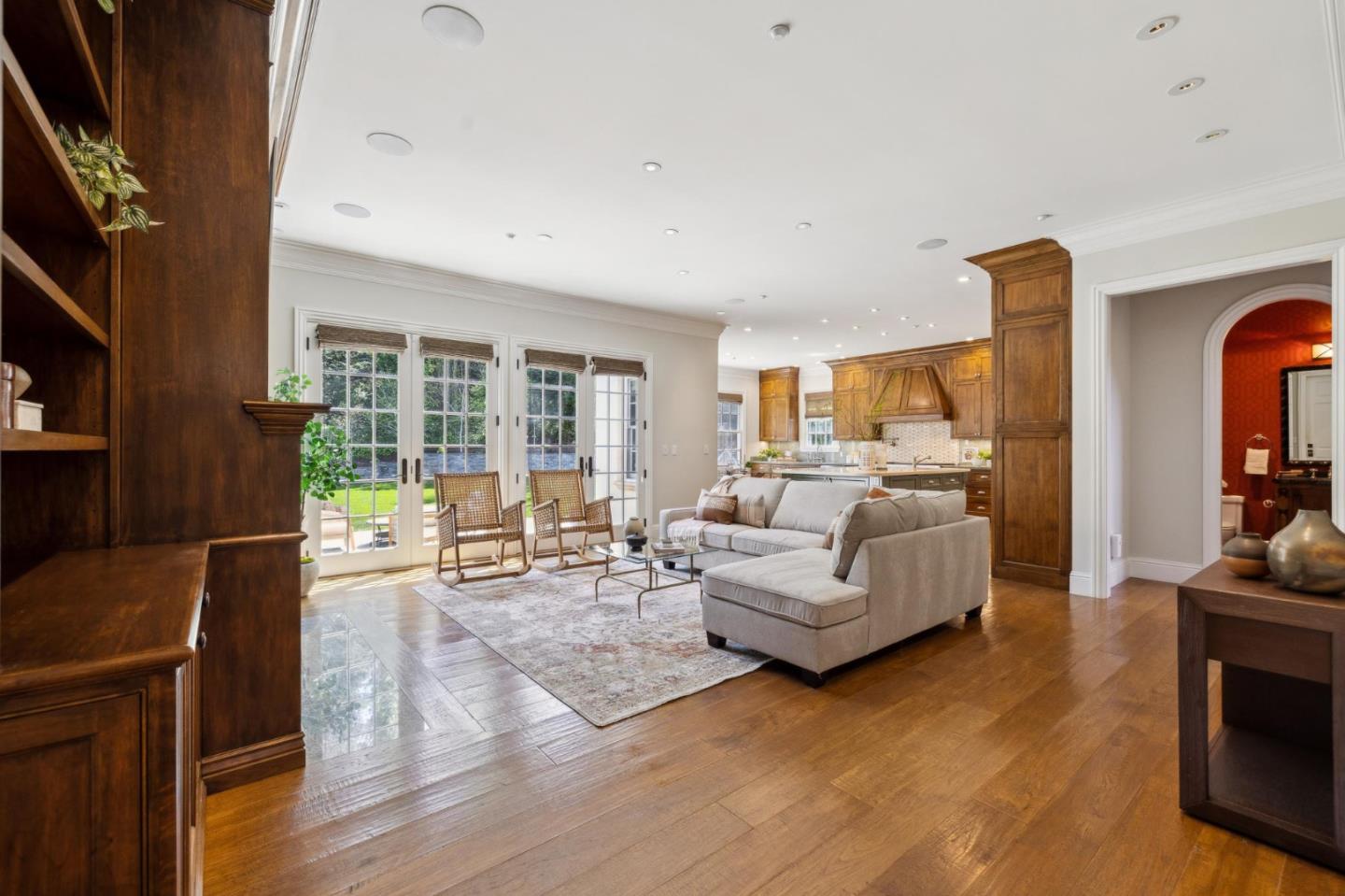 Detail Gallery Image 50 of 153 For 125 Stonepine Rd, Hillsborough,  CA 94010 - 5 Beds | 5/1 Baths