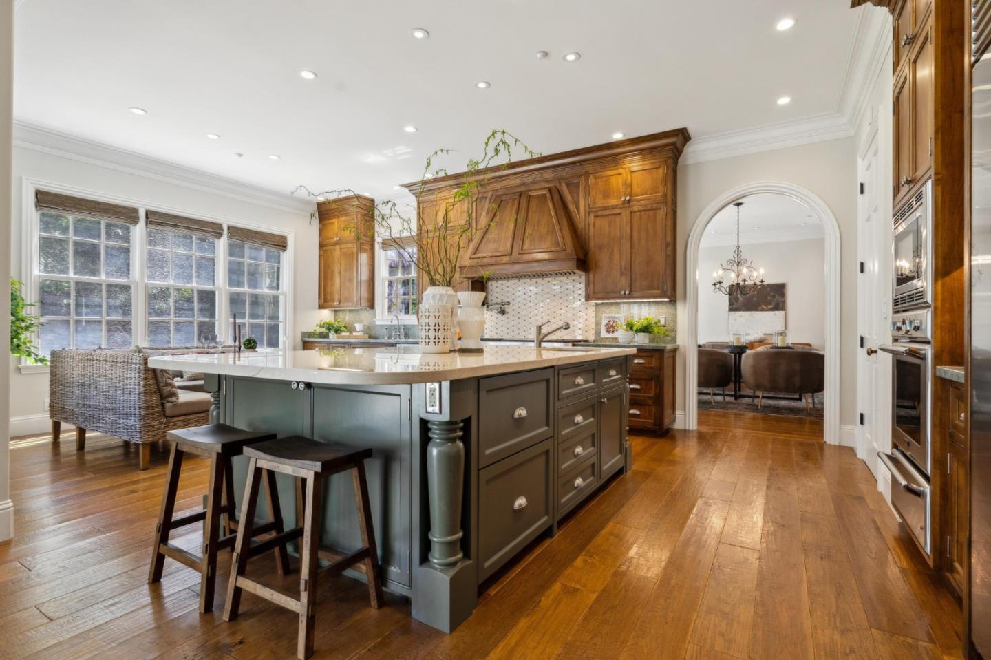 Detail Gallery Image 55 of 153 For 125 Stonepine Rd, Hillsborough,  CA 94010 - 5 Beds | 5/1 Baths