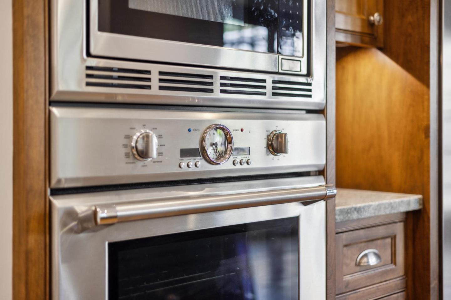 Detail Gallery Image 60 of 153 For 125 Stonepine Rd, Hillsborough,  CA 94010 - 5 Beds | 5/1 Baths