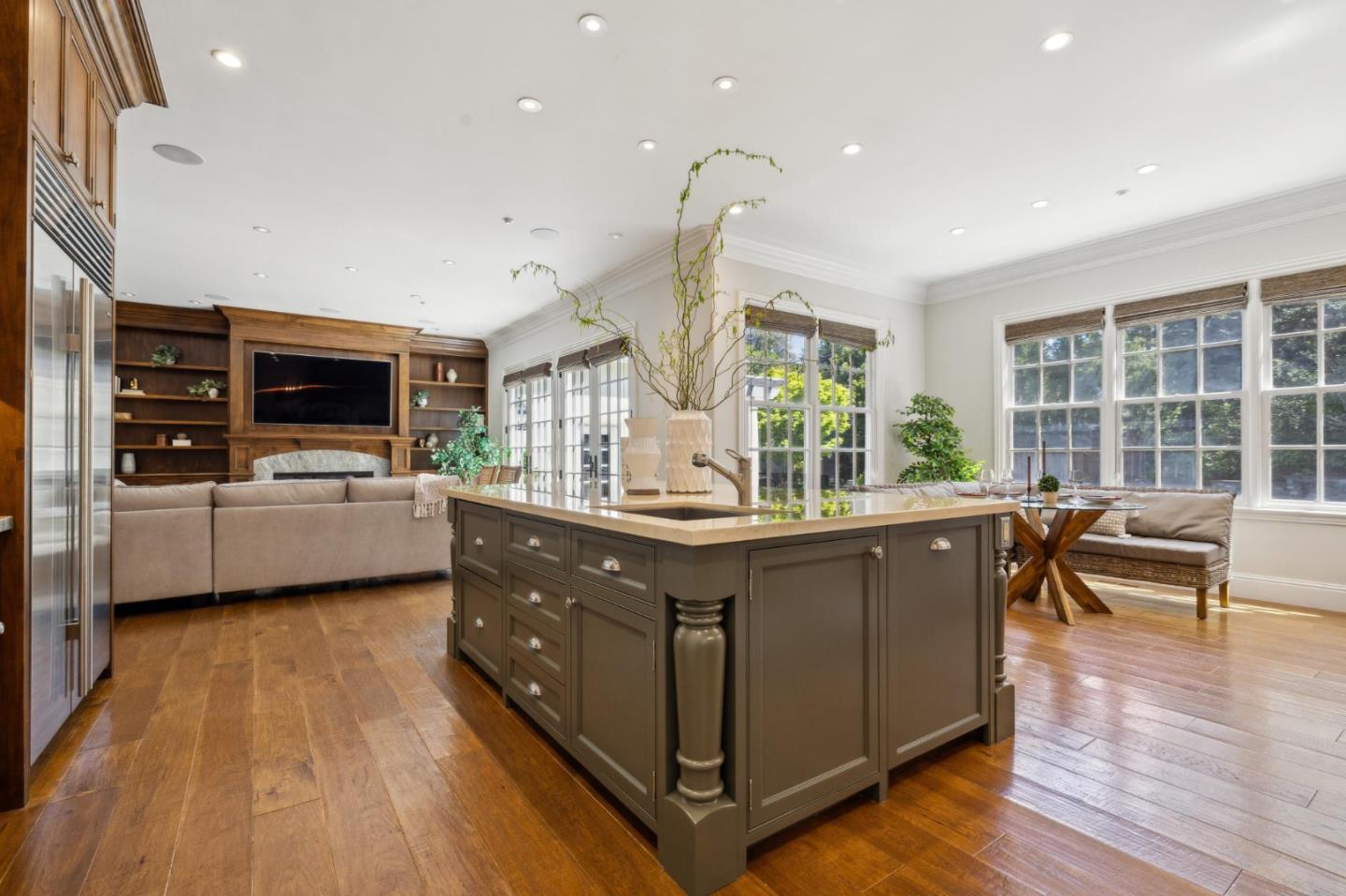 Detail Gallery Image 61 of 153 For 125 Stonepine Rd, Hillsborough,  CA 94010 - 5 Beds | 5/1 Baths