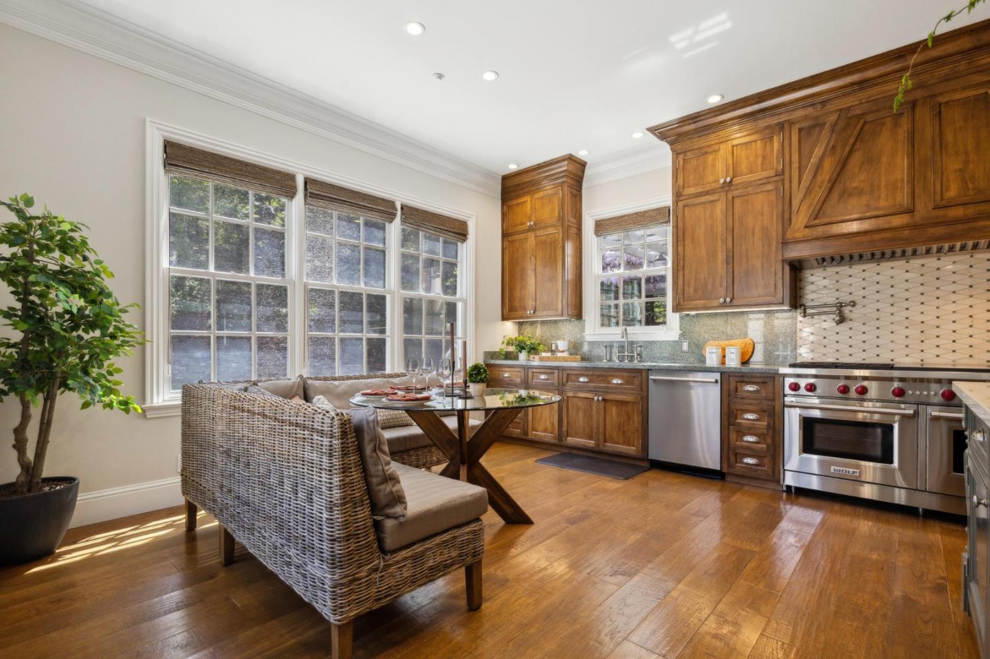 Detail Gallery Image 63 of 153 For 125 Stonepine Rd, Hillsborough,  CA 94010 - 5 Beds | 5/1 Baths