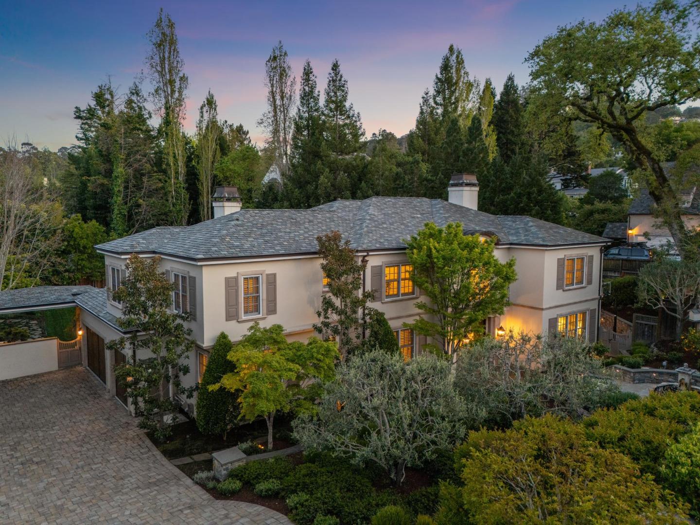 Detail Gallery Image 8 of 153 For 125 Stonepine Rd, Hillsborough,  CA 94010 - 5 Beds | 5/1 Baths