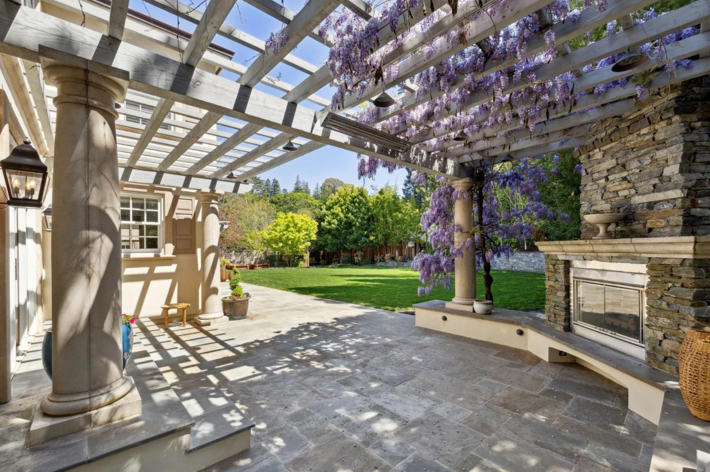 Detail Gallery Image 86 of 153 For 125 Stonepine Rd, Hillsborough,  CA 94010 - 5 Beds | 5/1 Baths
