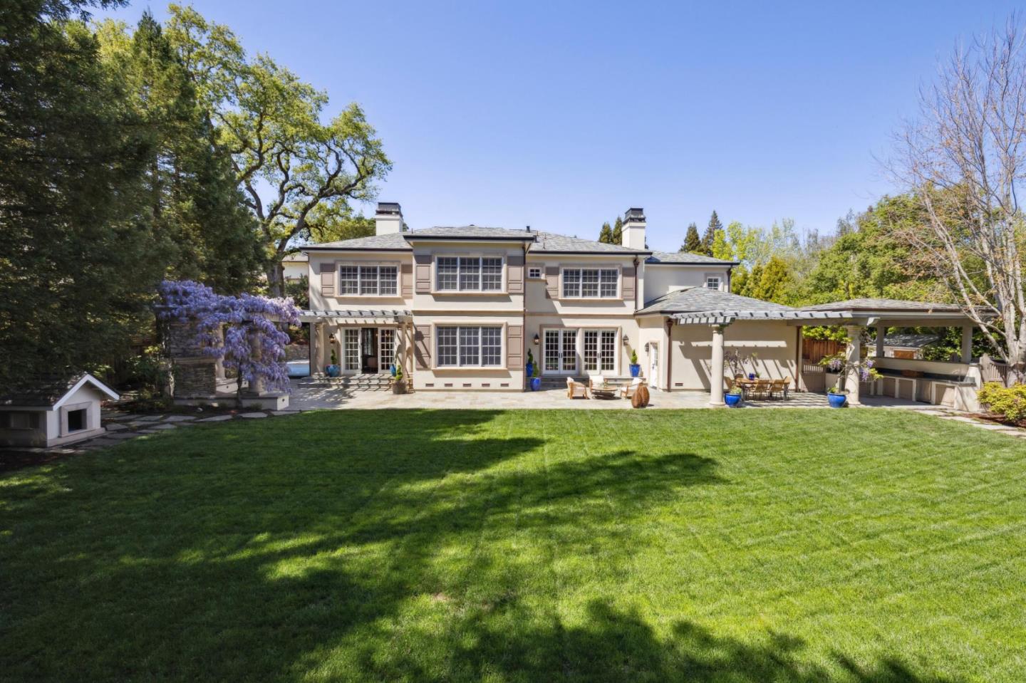 Detail Gallery Image 94 of 153 For 125 Stonepine Rd, Hillsborough,  CA 94010 - 5 Beds | 5/1 Baths
