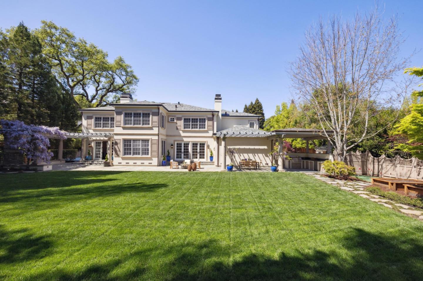 Detail Gallery Image 99 of 153 For 125 Stonepine Rd, Hillsborough,  CA 94010 - 5 Beds | 5/1 Baths