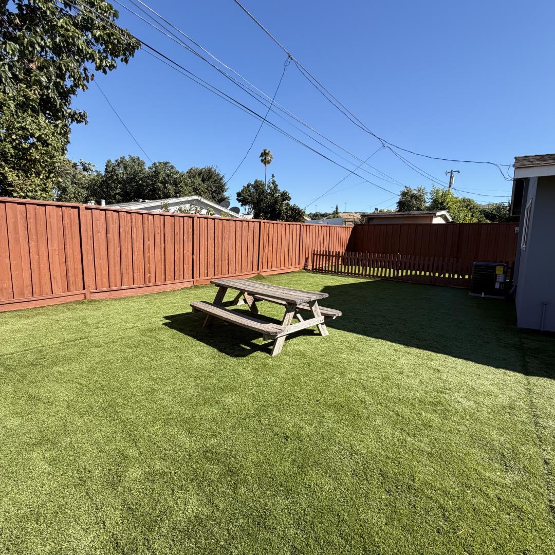 Detail Gallery Image 27 of 28 For 4016 San Bernardino Way, San Jose,  CA 95111 - 4 Beds | 2 Baths