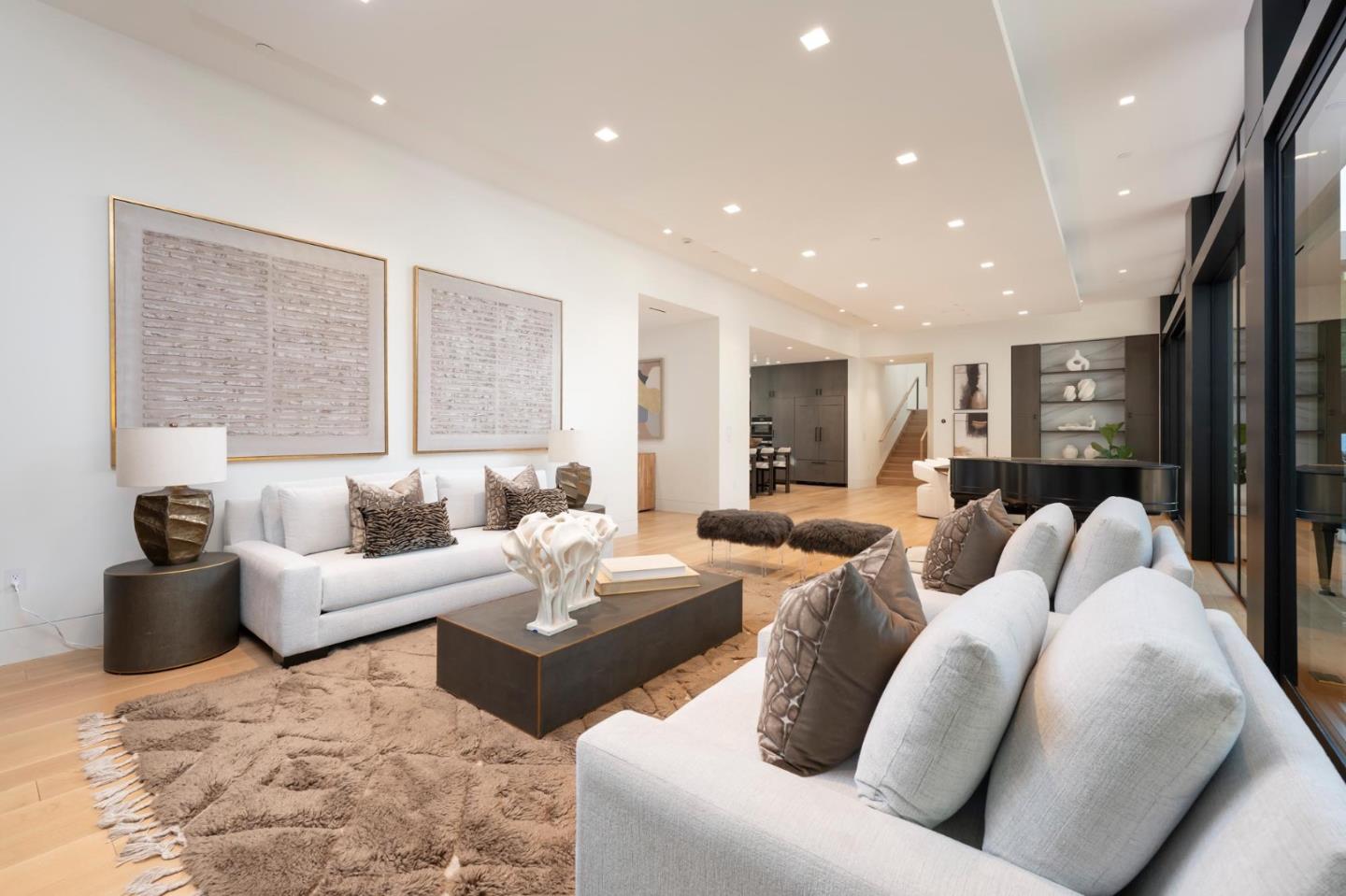 Detail Gallery Image 3 of 22 For 2240 Avy Ave, Menlo Park,  CA 94025 - 5 Beds | 4/1 Baths