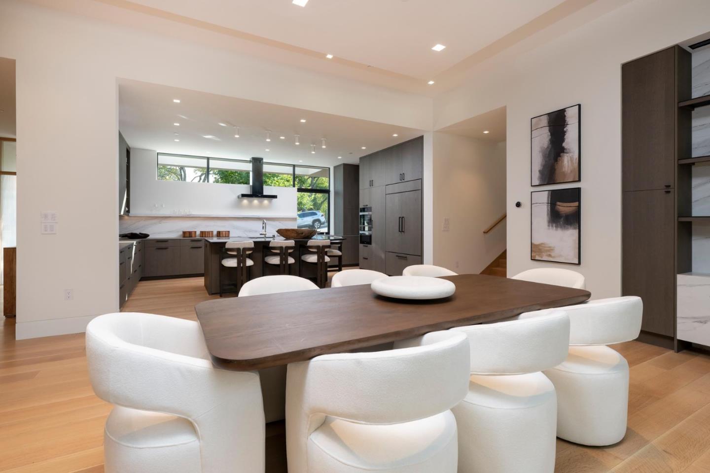 Detail Gallery Image 5 of 22 For 2240 Avy Ave, Menlo Park,  CA 94025 - 5 Beds | 4/1 Baths
