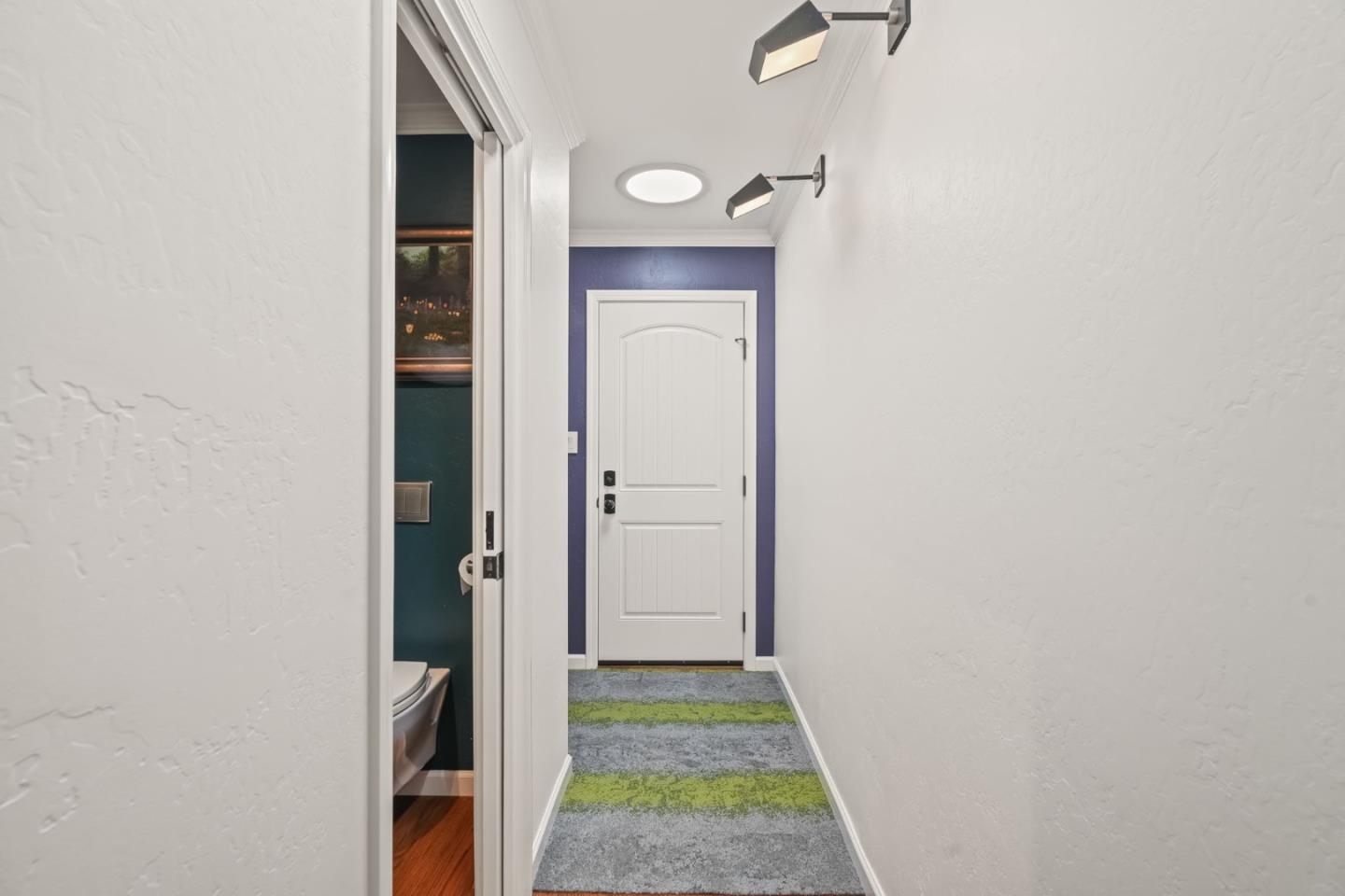 Detail Gallery Image 29 of 43 For 935 Monte Rosa Dr, Menlo Park,  CA 94025 - 3 Beds | 2/1 Baths