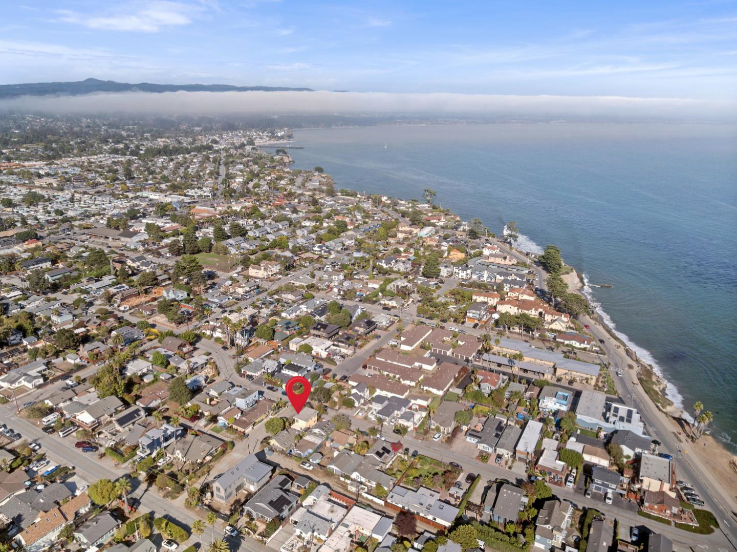 Detail Gallery Image 4 of 21 For 3614 Moana Way, Santa Cruz,  CA 95062 - 2 Beds | 1 Baths