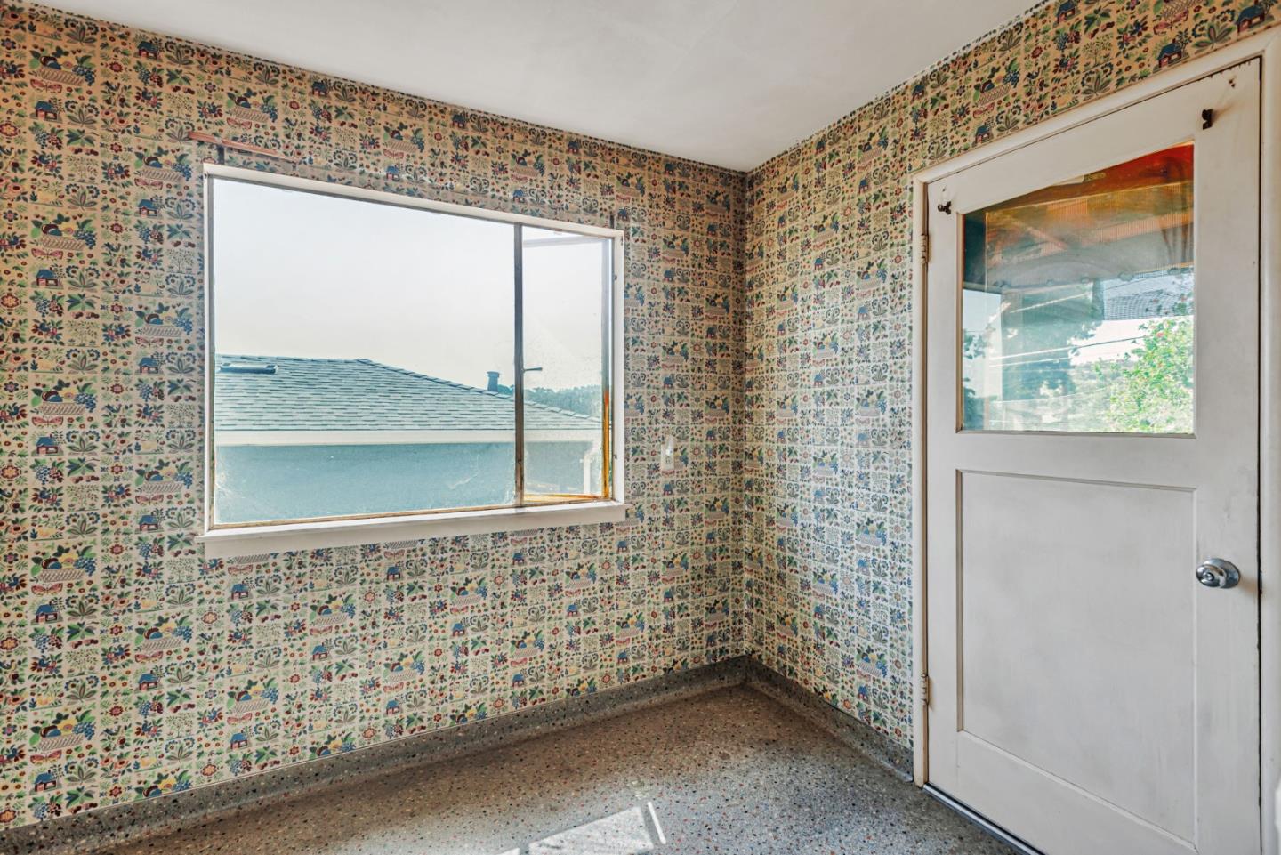 Detail Gallery Image 15 of 42 For 2224 Ensenada Way, San Mateo,  CA 94403 - 3 Beds | 2 Baths