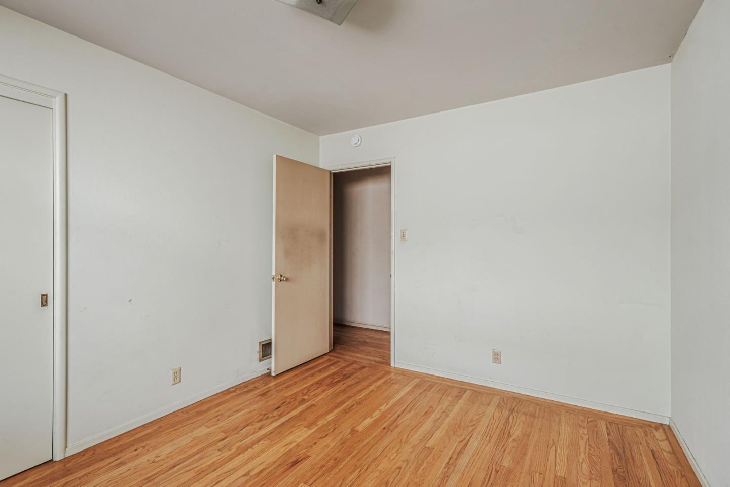 Detail Gallery Image 24 of 42 For 2224 Ensenada Way, San Mateo,  CA 94403 - 3 Beds | 2 Baths
