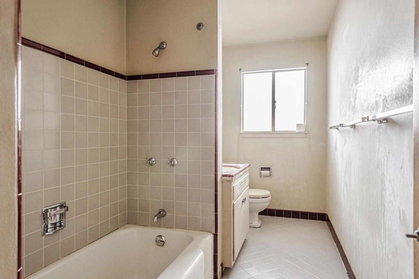 Detail Gallery Image 29 of 42 For 2224 Ensenada Way, San Mateo,  CA 94403 - 3 Beds | 2 Baths