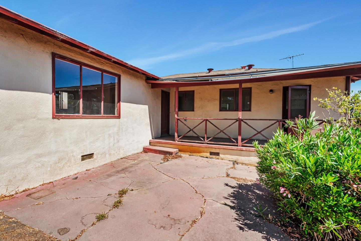 Detail Gallery Image 39 of 42 For 2224 Ensenada Way, San Mateo,  CA 94403 - 3 Beds | 2 Baths