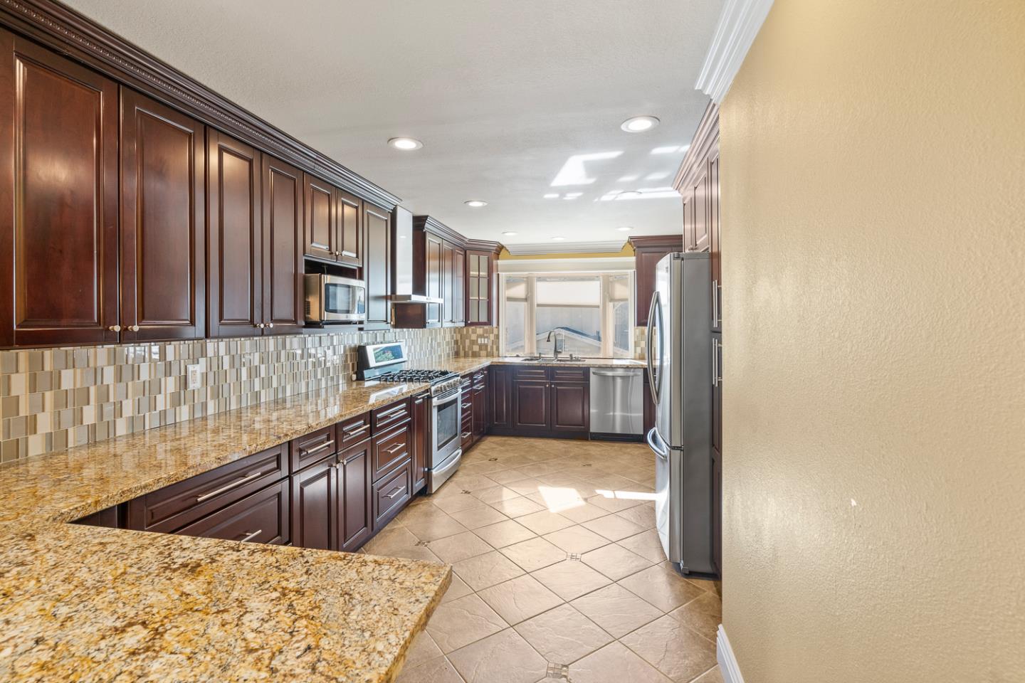 Detail Gallery Image 14 of 40 For 2726 El Prado Rd, Burlingame,  CA 94010 - 3 Beds | 2 Baths