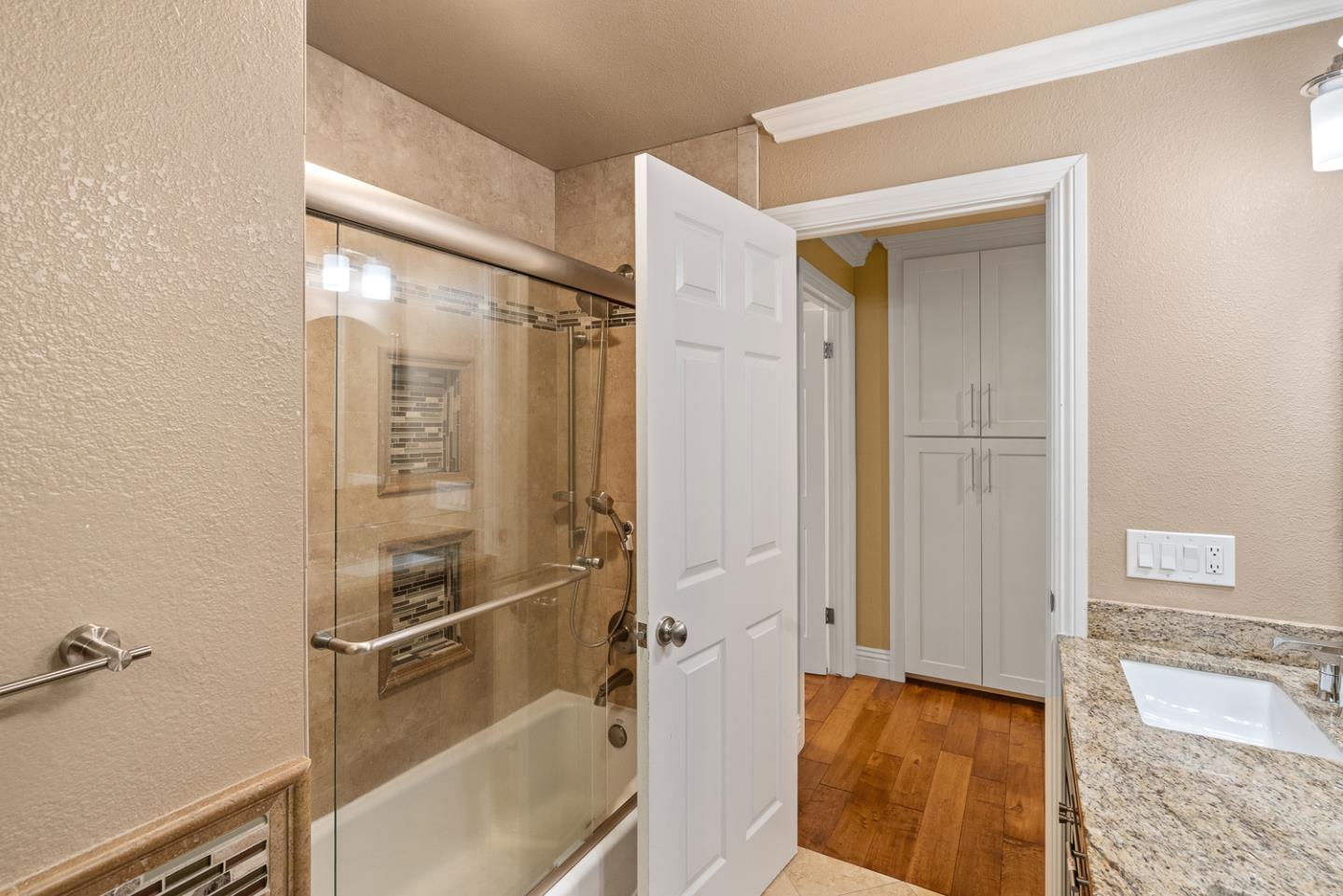 Detail Gallery Image 23 of 40 For 2726 El Prado Rd, Burlingame,  CA 94010 - 3 Beds | 2 Baths