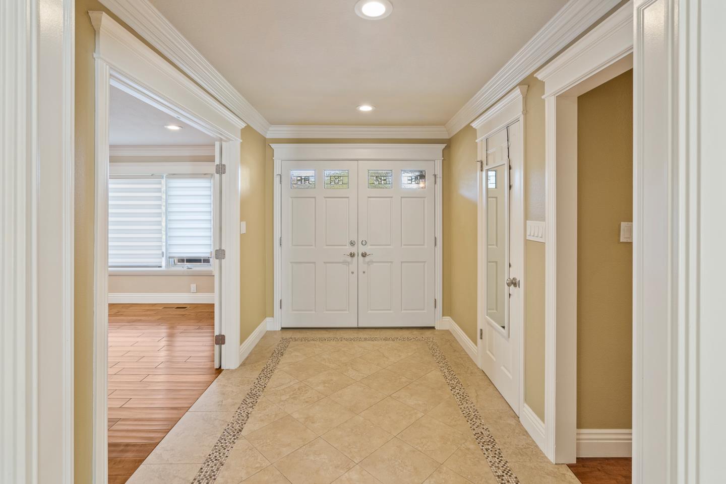 Detail Gallery Image 6 of 40 For 2726 El Prado Rd, Burlingame,  CA 94010 - 3 Beds | 2 Baths