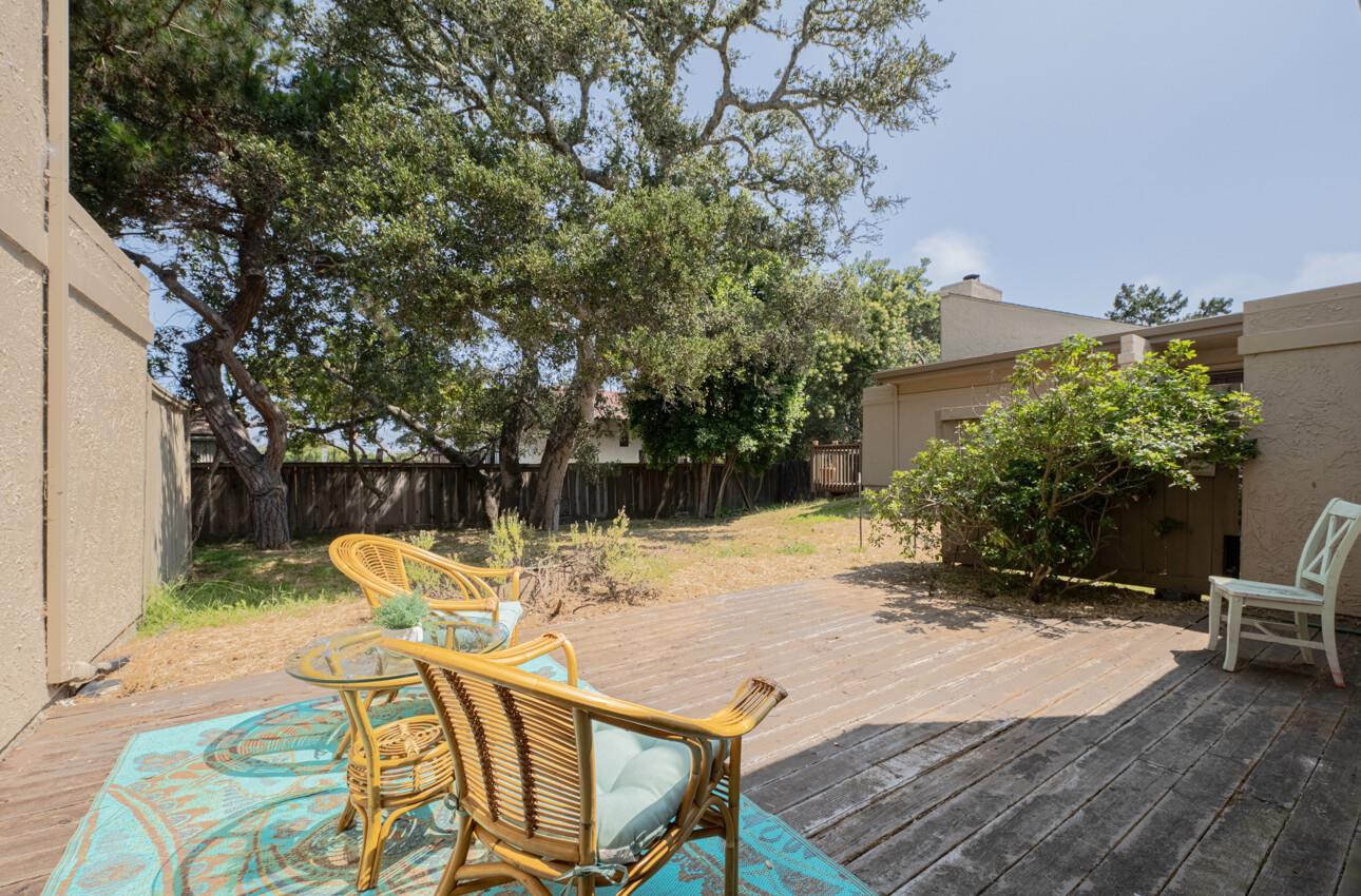 Detail Gallery Image 12 of 33 For 53 Montsalas Dr, Monterey,  CA 93940 - 2 Beds | 2 Baths