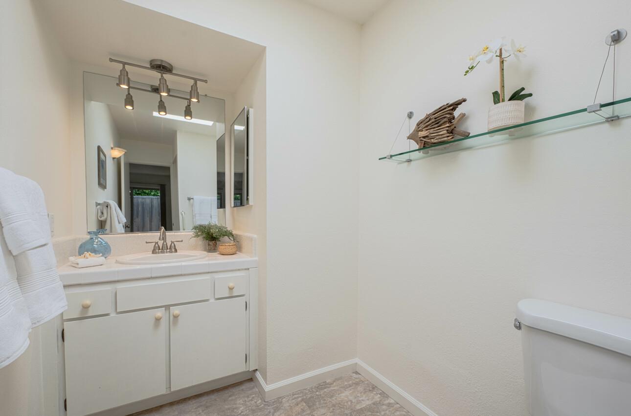 Detail Gallery Image 24 of 33 For 53 Montsalas Dr, Monterey,  CA 93940 - 2 Beds | 2 Baths