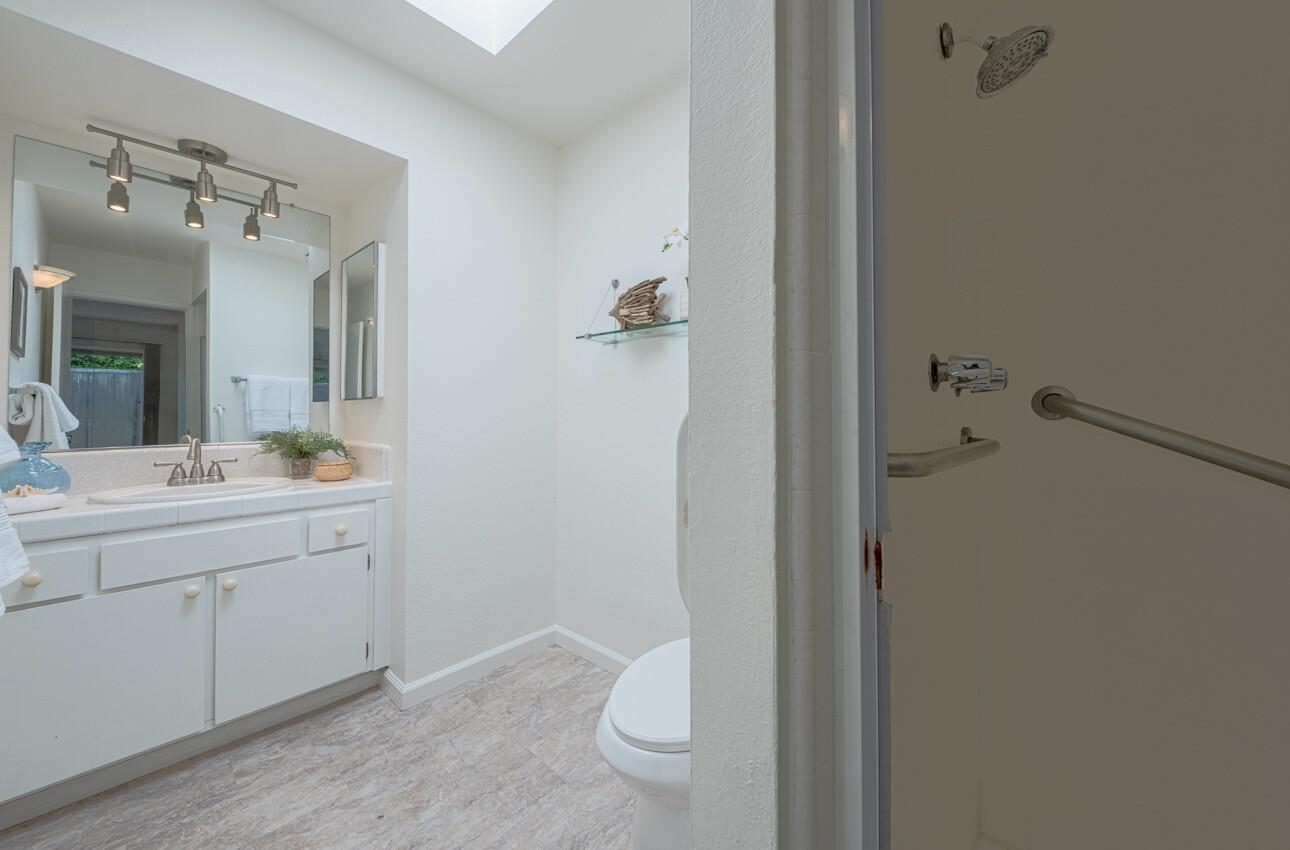 Detail Gallery Image 25 of 33 For 53 Montsalas Dr, Monterey,  CA 93940 - 2 Beds | 2 Baths